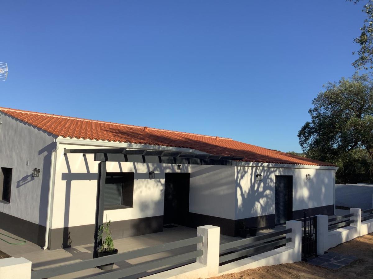 Casa Rural Camino De La Data Valencia de Alcántara Esterno foto